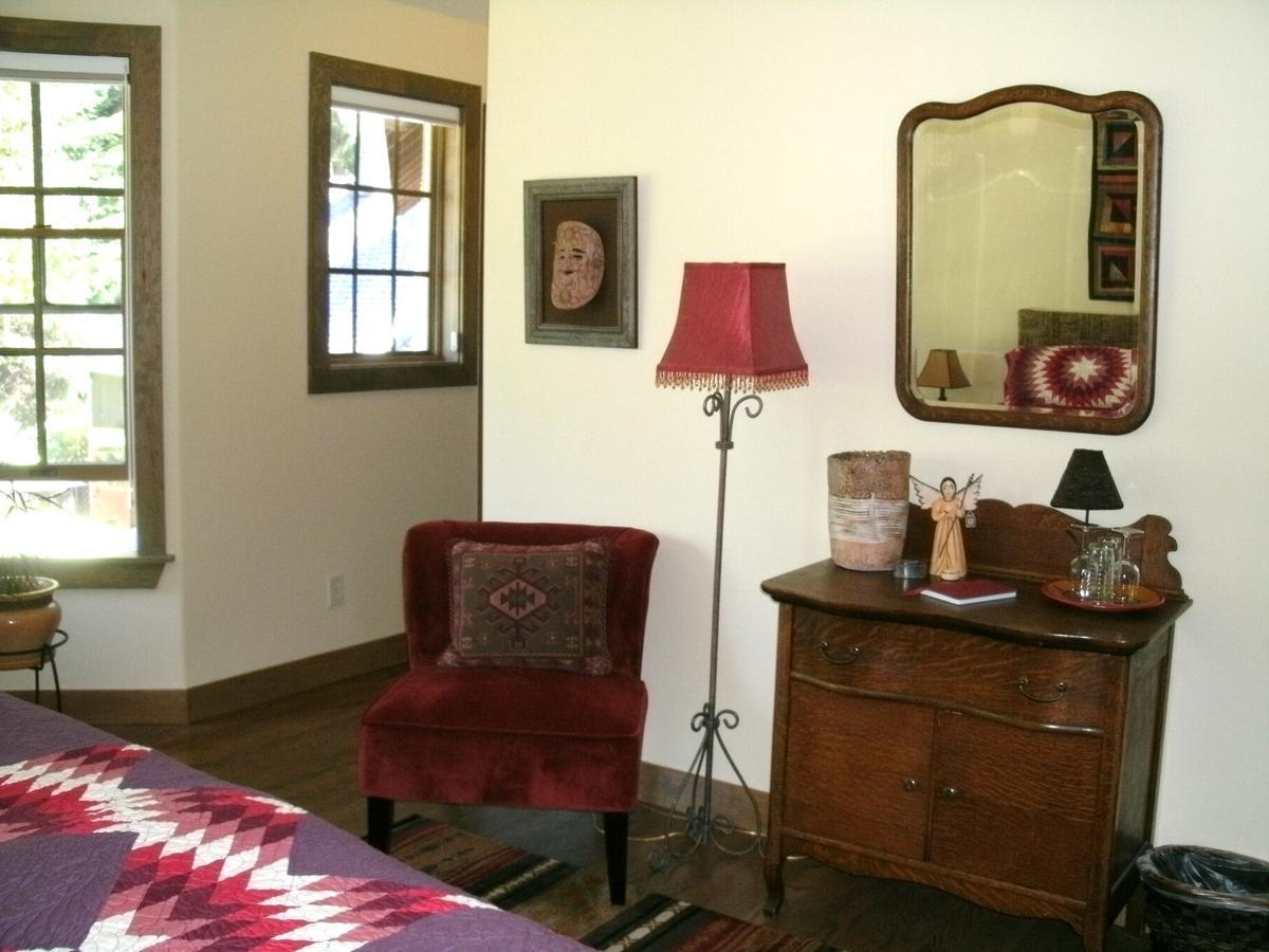 Hideaway Lodge B And B Вудинвилл Экстерьер фото