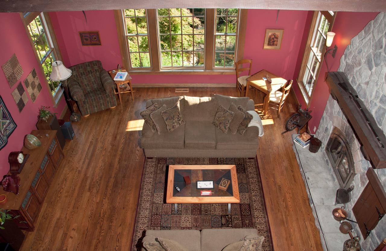 Hideaway Lodge B And B Вудинвилл Экстерьер фото